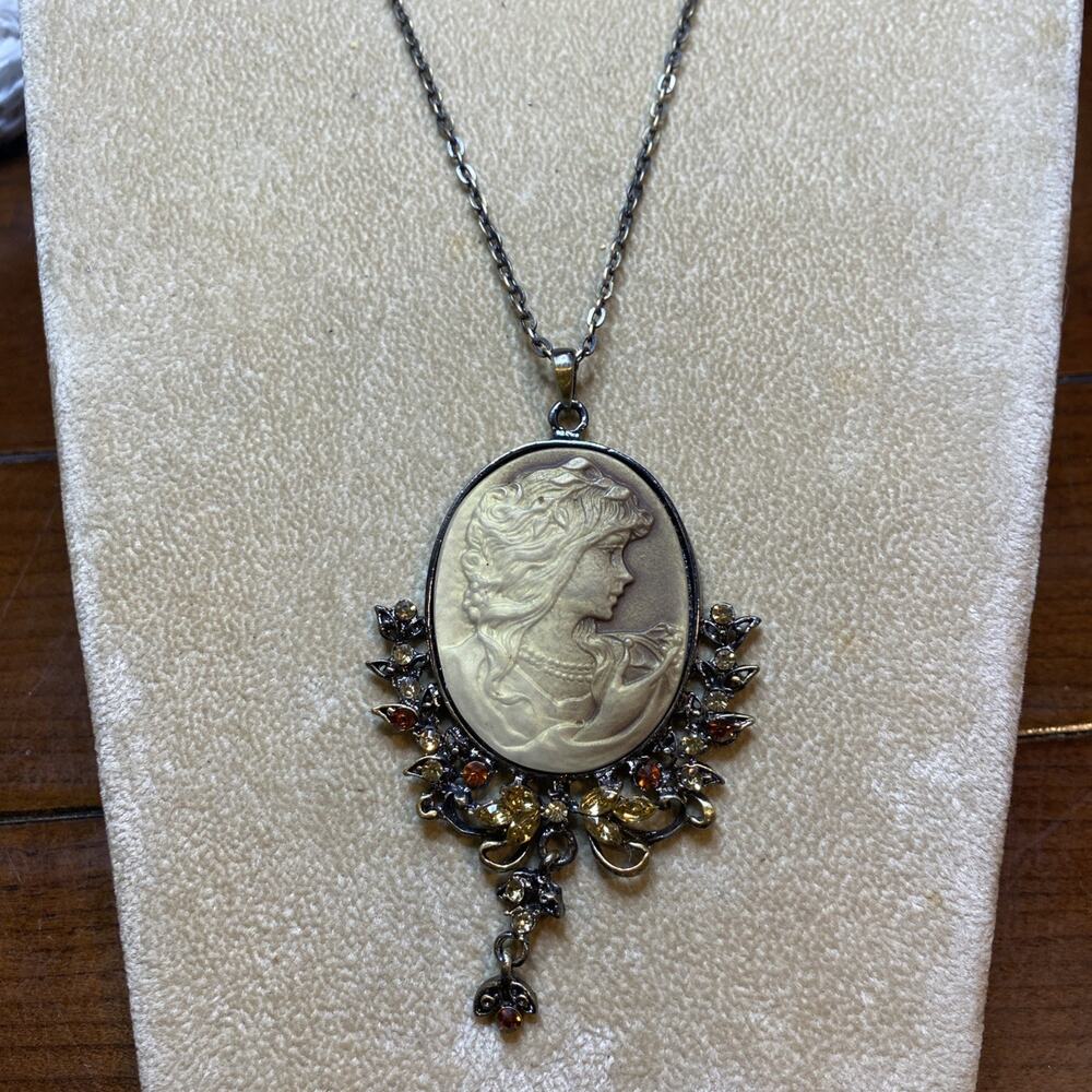Victorian Trading Co Golden Cameo Pendant Gold & Brown Rhinestones